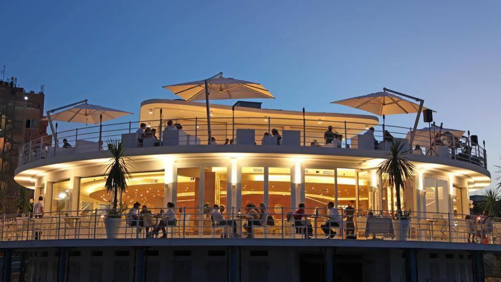 Hotel Arpa Rimini Buitenkant foto