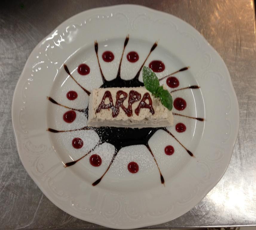 Hotel Arpa Rimini Buitenkant foto